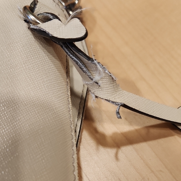 Henri Bendel Cross Body Bag - Picture 13 of 14